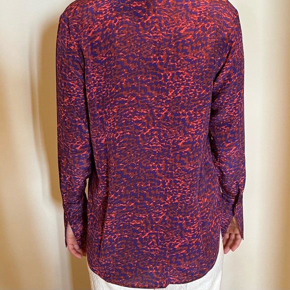 Catherinegee Silk Blouse - Picture 3 of 10